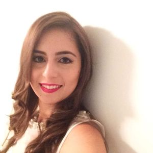 Meet your Posher, Daniela